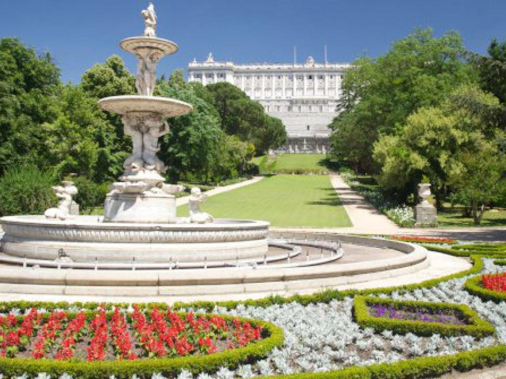 Madrid Citymad Six Extérieur photo